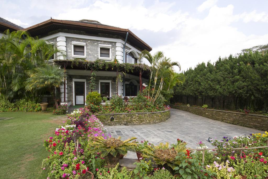 Trek-O-Tel Hotel Pokhara Bagian luar foto