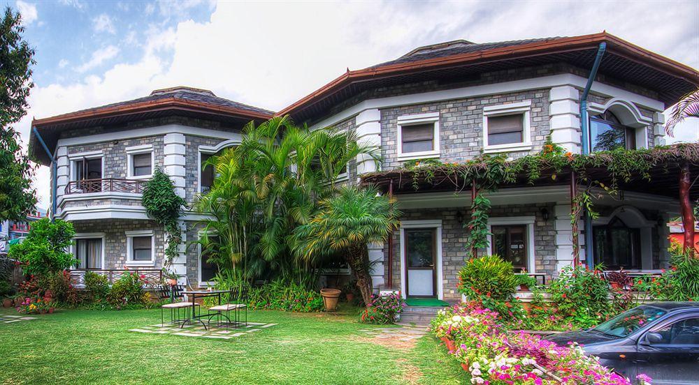Trek-O-Tel Hotel Pokhara Bagian luar foto