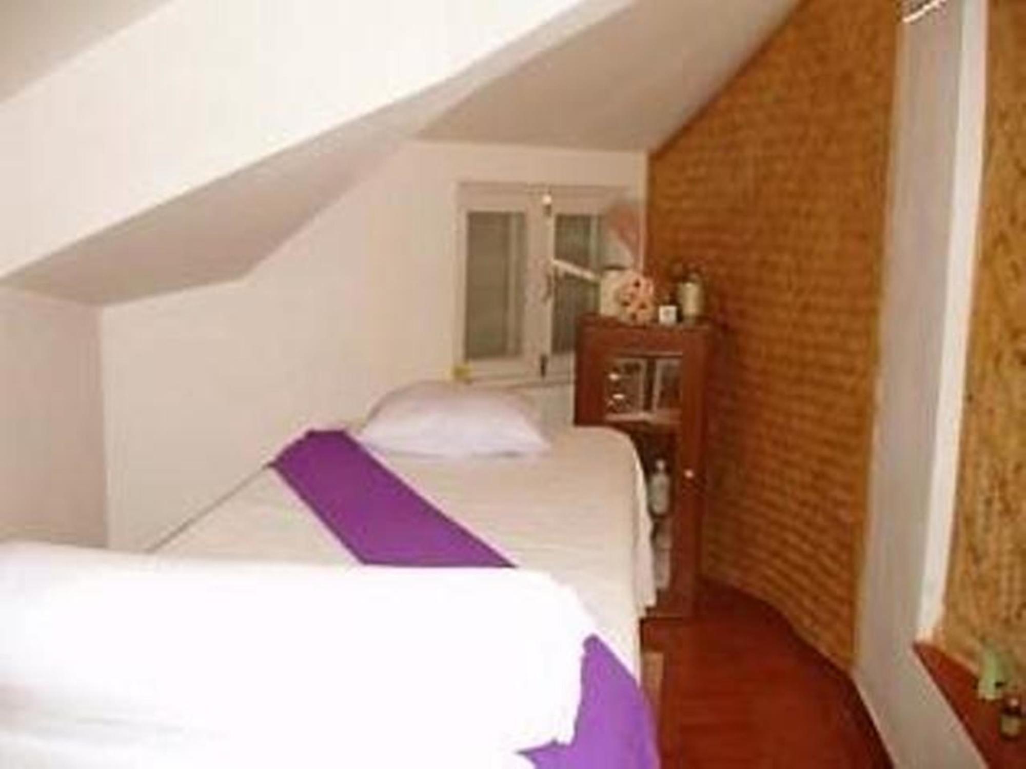 Trek-O-Tel Hotel Pokhara Bagian luar foto