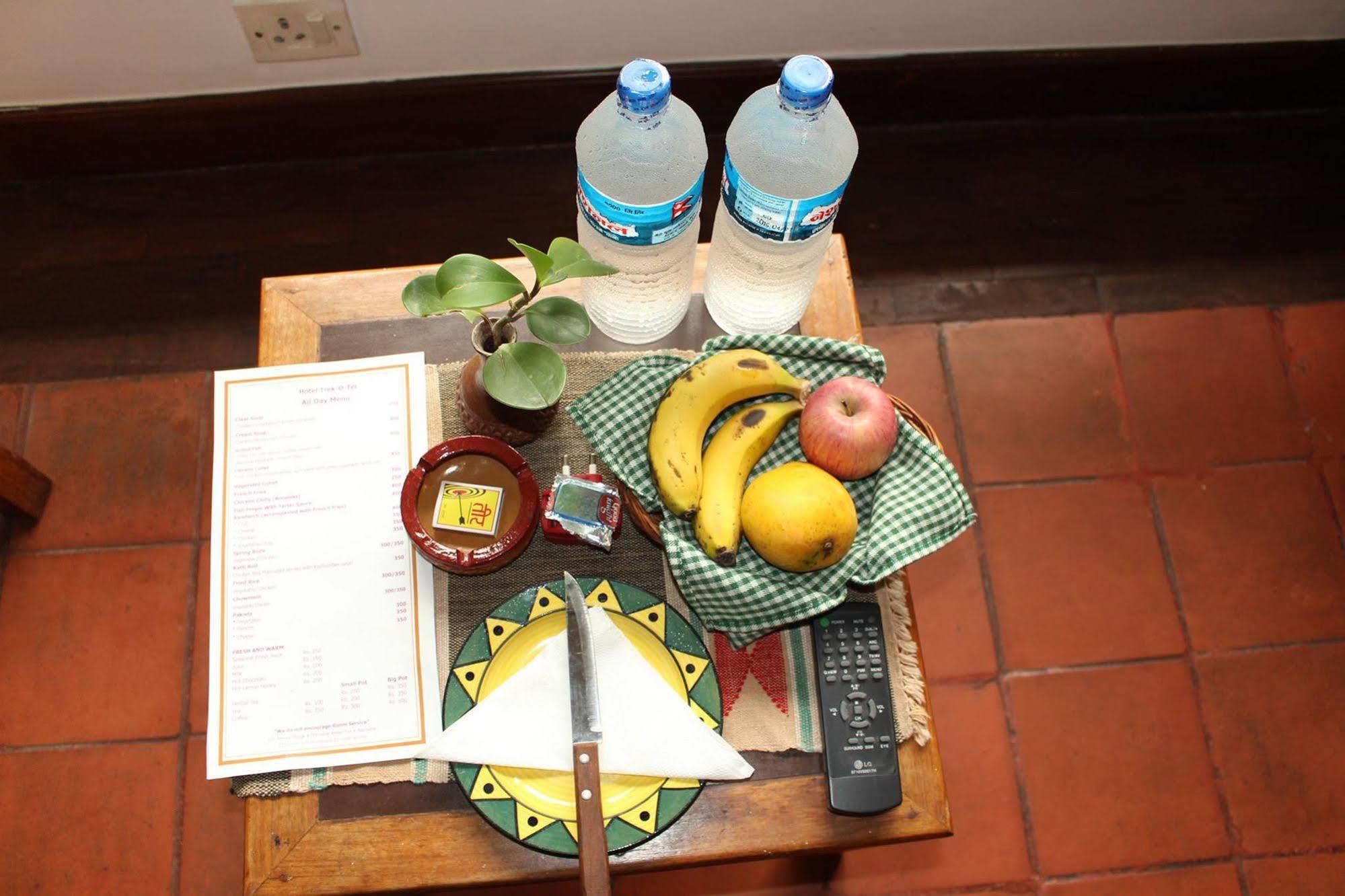Trek-O-Tel Hotel Pokhara Bagian luar foto